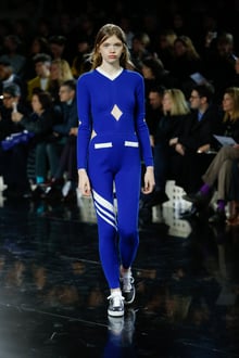 courrèges 2016-17AW パリコレクション 画像2/58