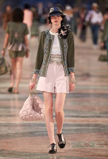 大人の上質 CHANEL 2017クルーズ キューバコレクション 稀少ランウェイ