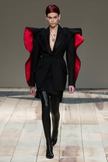 Alexander McQueen -Women's- 2020-21AW パリコレクション 画像43/47