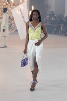OFF-WHITE c/o VIRGIL ABLOH™ 2022年秋冬コレクションコレクション ...