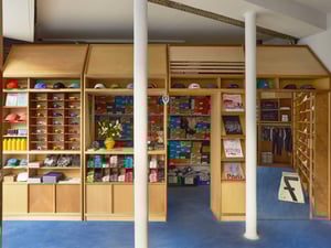 ディスタンス パリの店内