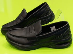 ワークマン「ハイバウンスバラストローファー」