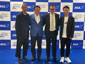 男性4人