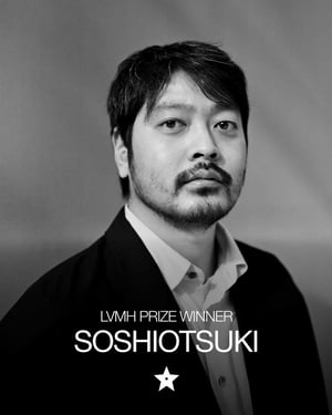 ソウシオオツキのデザイナー 大月壮士