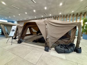 スノーピークのエアロカムラスシェル画像