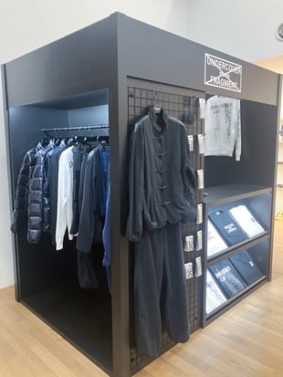 「UNDERCOVER meets FRAGMENT」のポップアップブース