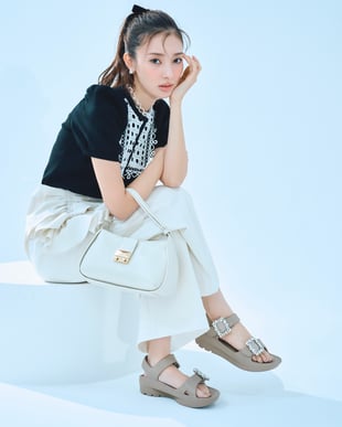 ����`������