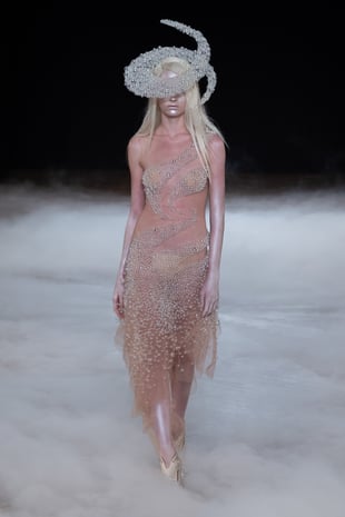 Iris Van Herpen 2025年秋冬オートクチュール
