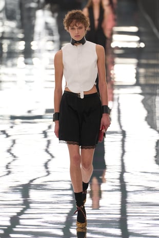 FENDI 2027年春夏