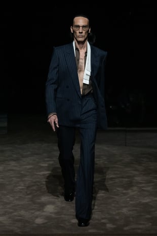 TOM FORD 2027年春夏