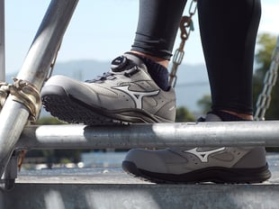 ワークシューズ