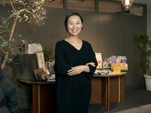 小泉絢子ほぼ日社長COOの画像