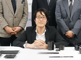 本人画像