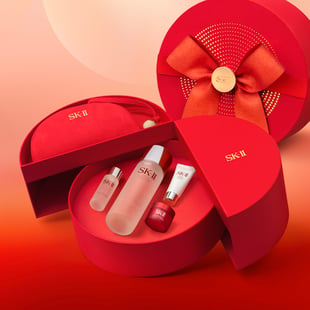 【2024年クリスマスコフレ】SK-II：「ピテラ™️ エッセンス」が主役のスキンケアコフレが登場