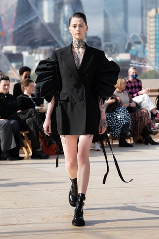 Alexander McQueen 2022年春夏