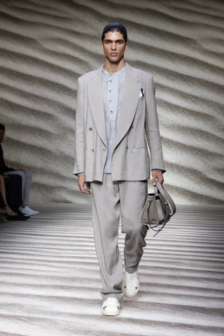 GIORGIO ARMANI -Men's- 2022年春夏コレクション | ミラノ | 画像63枚 