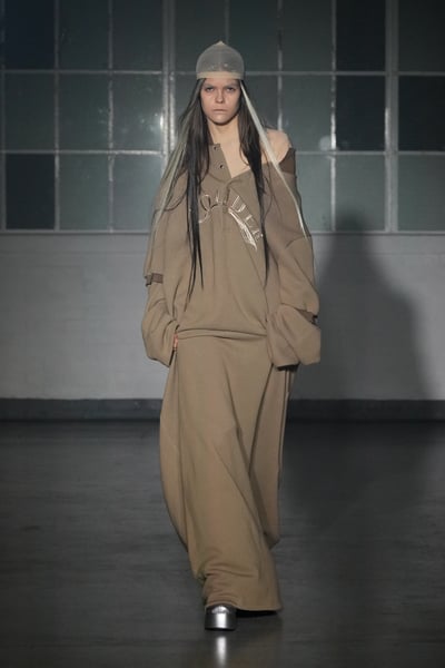 KWK by KAY KWOK 2023年秋冬