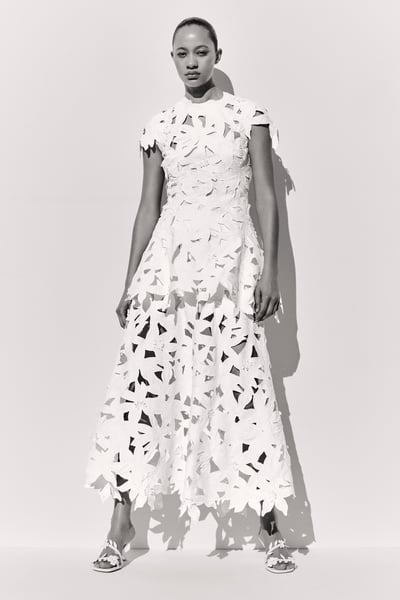 SIMKHAI 2026年プレフォール