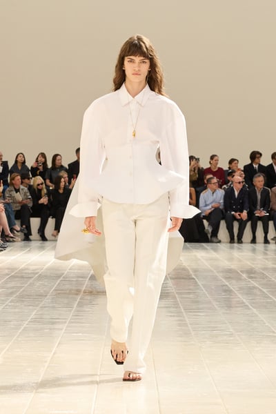 Balenciaga 2027年サマーコレクション