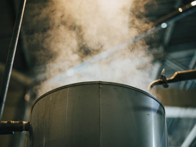 THREE  尾道蒸留所