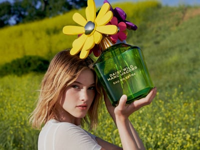 マーク ジェイコブス デイジー新作フレグランスキービジュアル