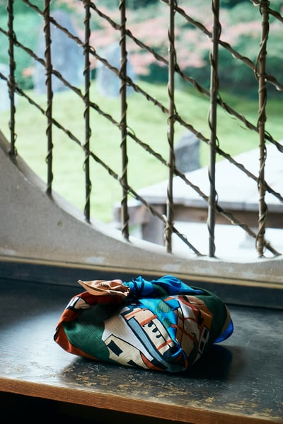 ����������  ������