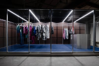 ナカガミ　サカイ　中目黒