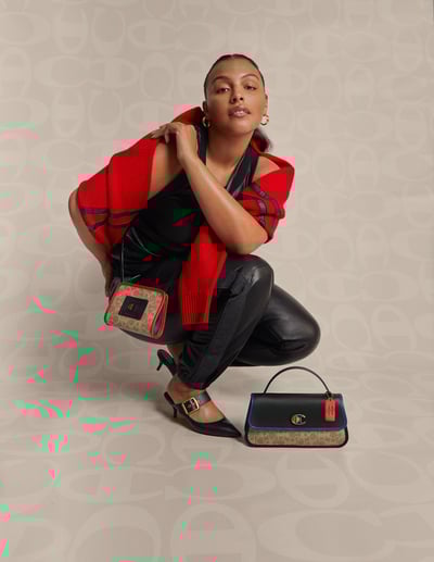 コーチ チャンピオン コラボ