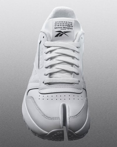 マルジェラ リーボック タビ