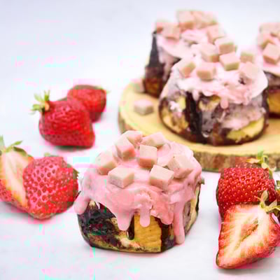 「シナボン」新作の「生イチゴチョコボン」