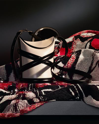 Alexander McQueen the curve ソフトアイボリー×ブラック