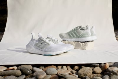 アディダス パーレイ