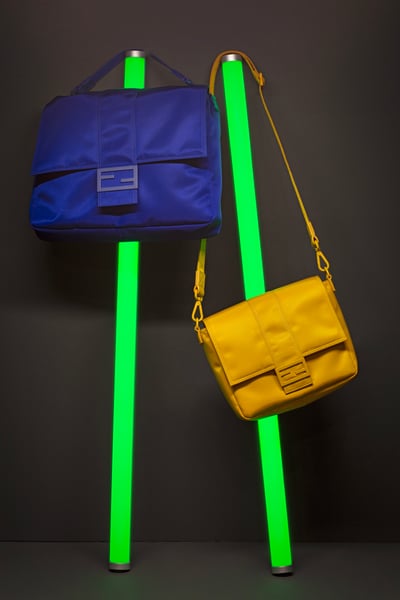 フェンディ ナイロン