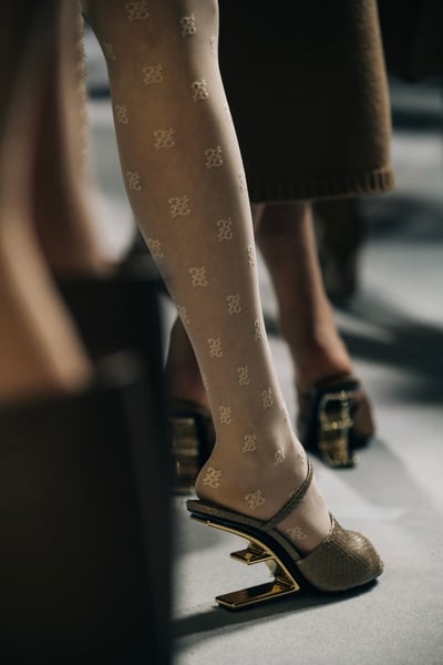 FENDI �ե���ǥ��ե��`���ȡ�