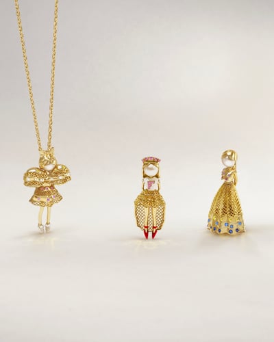 フレッド　トモコイズミ　