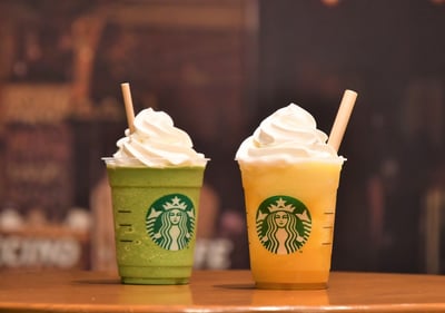 スターバックス　フラペチーノ　ストロー