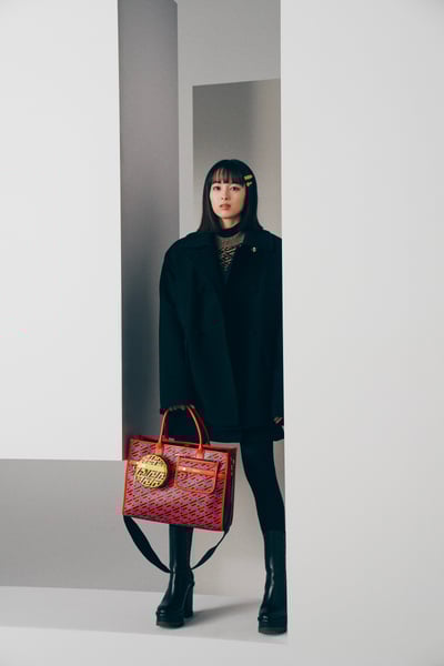 ヴェルサーチェ　清野菜名