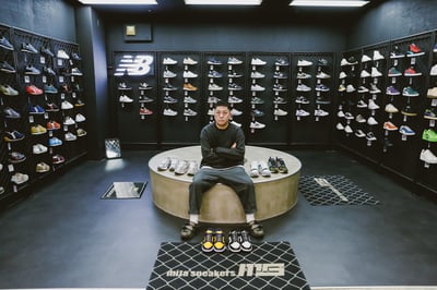 国井栄之 スニーカー ミタスニーカーズ