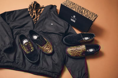 �����󥺡��ӥ�`��