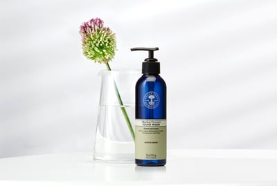 ニールズヤードレメディーズ　ハンドケア