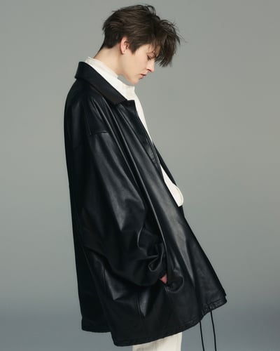 ア レザー　日本初レザー専門ブランド登場