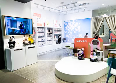 リニューアルしたLOVOT ストア 新宿店