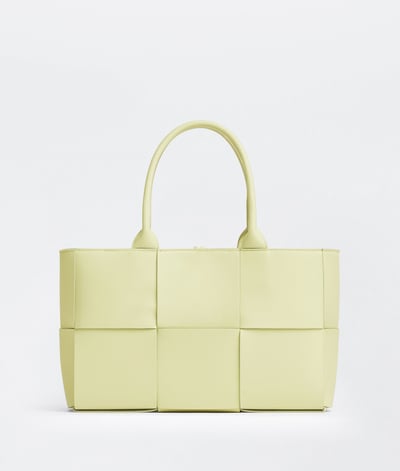 黄色のトートバッグ