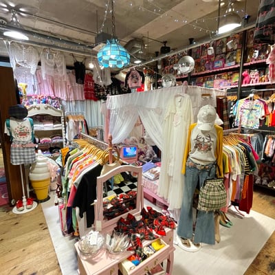 Y2Kファッションを取り扱う古着屋まとめ