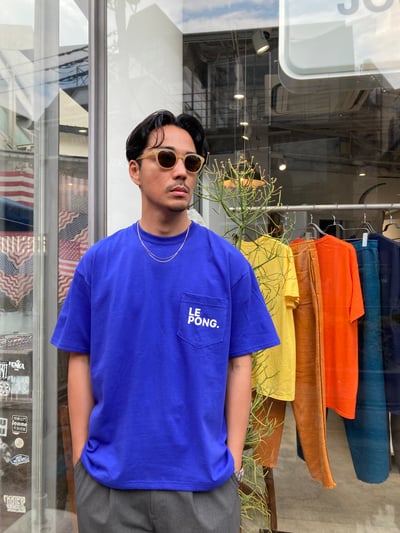 ジャーナルスタンダードとピンポンサーフクラブの別注アイテム着用画像