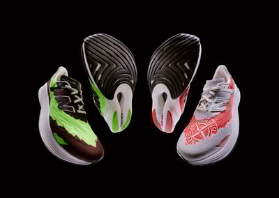 �|���ǥ����󥹥����� �˥�`�Х�󥹤ȥ��ȩ`�󥢥����ɤ�����ܥ�`�����ڶ����Ȥʤ륹�˩`���`����ɫ