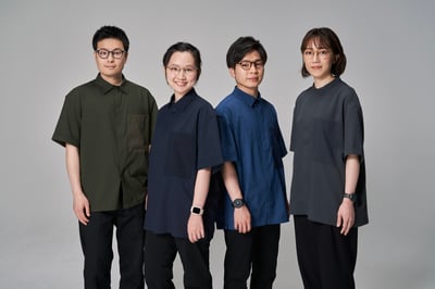 ジンズの新しい春夏用制服のヴィジュアル