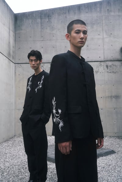 マヒト モトヨシのデビューコレクション