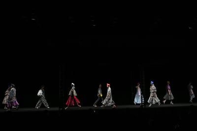 ANREALAGE 2023年春夏コレクション