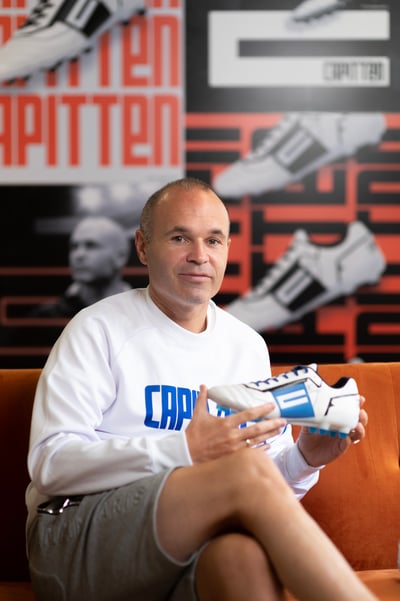 イニエスタとキャピテンのシューズ